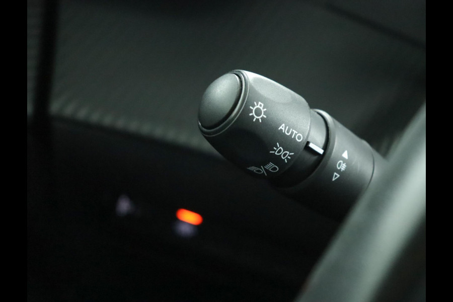Peugeot e-208 EV Allure Pack 50 kWh|SOH 90%|Camera|Stoelverwarming