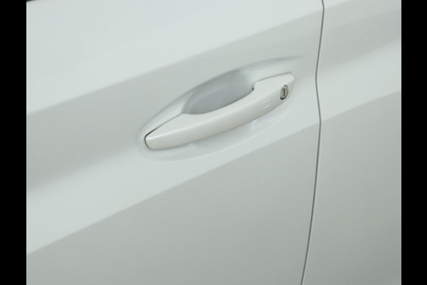 Peugeot e-208 EV Allure Pack 50 kWh|SOH 90%|Camera|Stoelverwarming