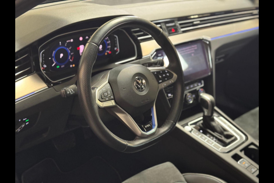Volkswagen Passat Variant 1.4 TSI PHEV GTE Business R Line | Pano | Standkachel | Trekhaak | keyless | memory Seats |Dynaudio