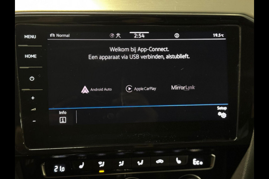 Volkswagen Passat Variant 1.4 TSI PHEV GTE Business R Line | Pano | Standkachel | Trekhaak | keyless | memory Seats |Dynaudio