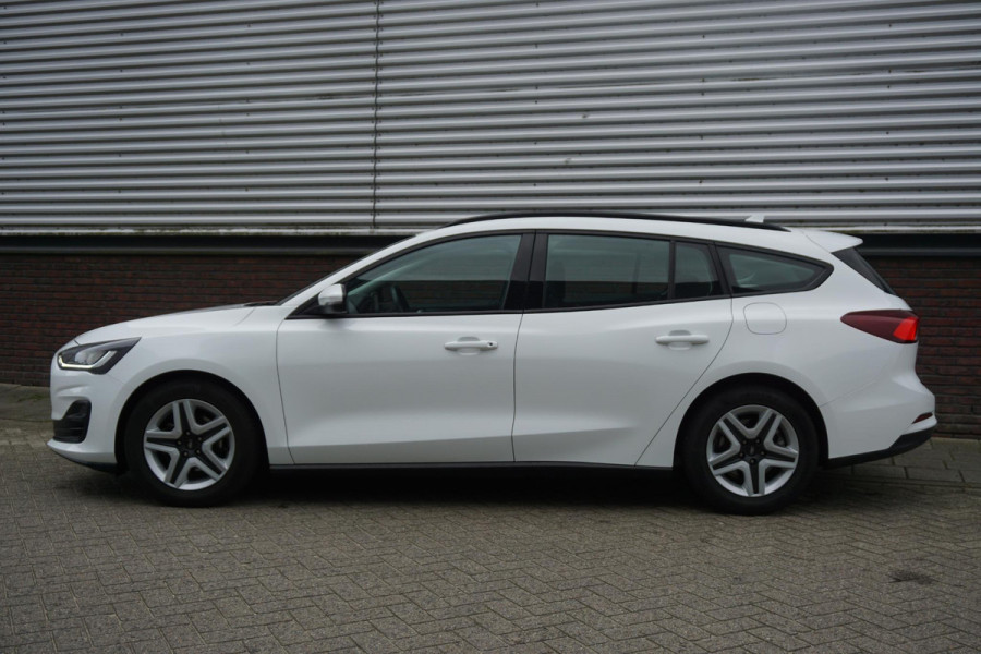 Ford FOCUS Wagon 1.0 EcoBoost 125PK Hybrid Connected/Comfortstoel/ Trekhaak afneembaar.