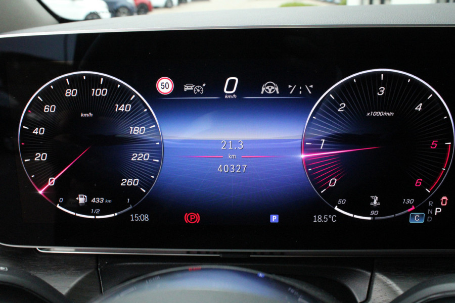 Mercedes-Benz V-Klasse 300d / XXL / DC / Edition / 2x Elec Schuifdeur / 360 Camera / Vol Opties / NIEUWSTAAT