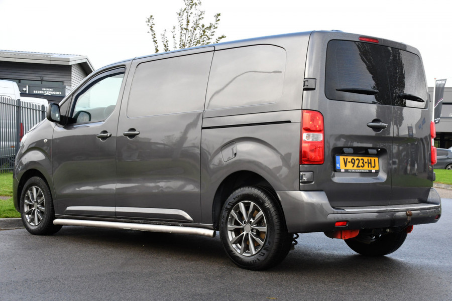 Toyota ProAce Worker 2.0 D-4D Professional Full Options, Camera, Cruise, 2 x Schuifdeur, Clima, Keyless, Multimedia, Trekhaak, Sensoren, 150pk, Uniek!