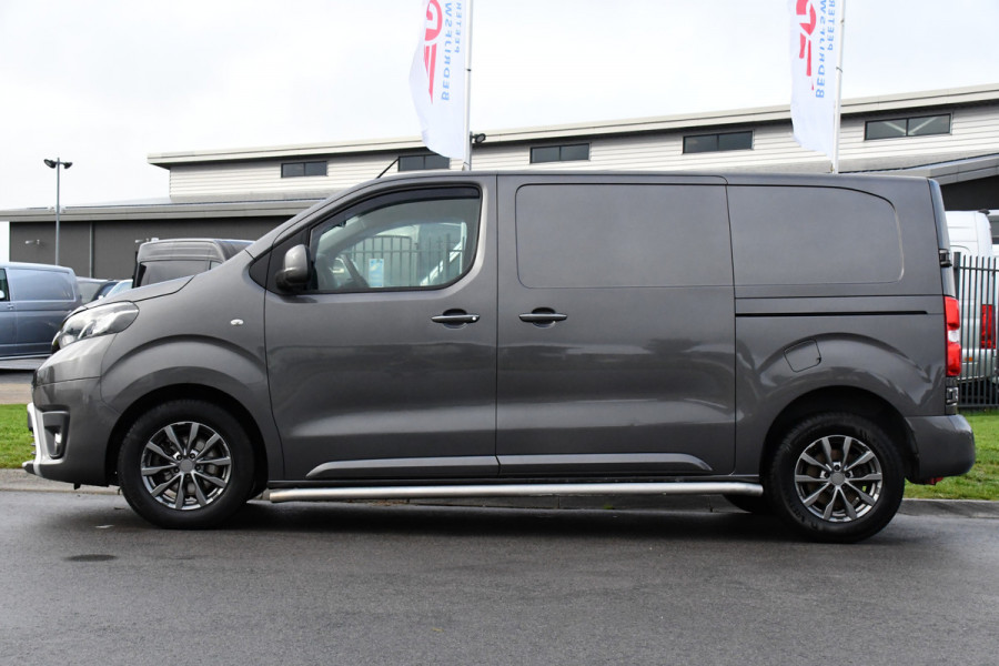 Toyota ProAce Worker 2.0 D-4D Professional Full Options, Camera, Cruise, 2 x Schuifdeur, Clima, Keyless, Multimedia, Trekhaak, Sensoren, 150pk, Uniek!