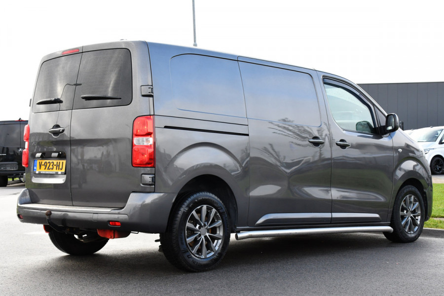 Toyota ProAce Worker 2.0 D-4D Professional Full Options, Camera, Cruise, 2 x Schuifdeur, Clima, Keyless, Multimedia, Trekhaak, Sensoren, 150pk, Uniek!