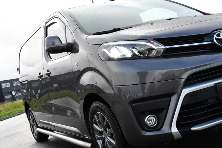Toyota ProAce Worker 2.0 D-4D Professional Full Options, Camera, Cruise, 2 x Schuifdeur, Clima, Keyless, Multimedia, Trekhaak, Sensoren, 150pk, Uniek!