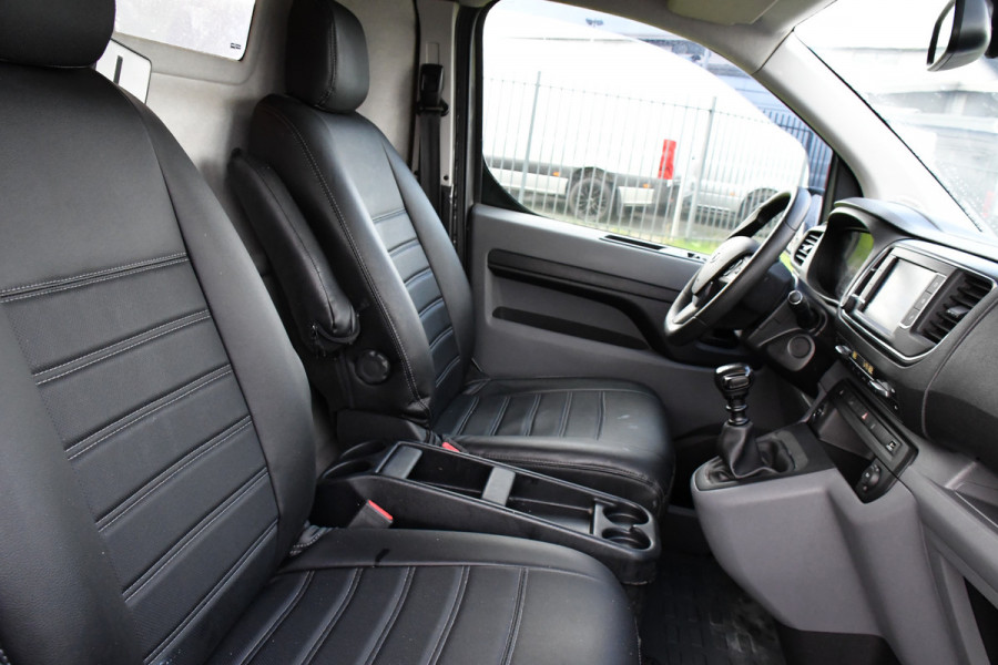 Toyota ProAce Worker 2.0 D-4D Professional Full Options, Camera, Cruise, 2 x Schuifdeur, Clima, Keyless, Multimedia, Trekhaak, Sensoren, 150pk, Uniek!