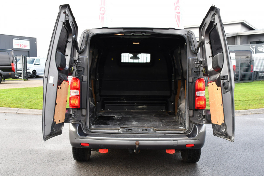 Toyota ProAce Worker 2.0 D-4D Professional Full Options, Camera, Cruise, 2 x Schuifdeur, Clima, Keyless, Multimedia, Trekhaak, Sensoren, 150pk, Uniek!
