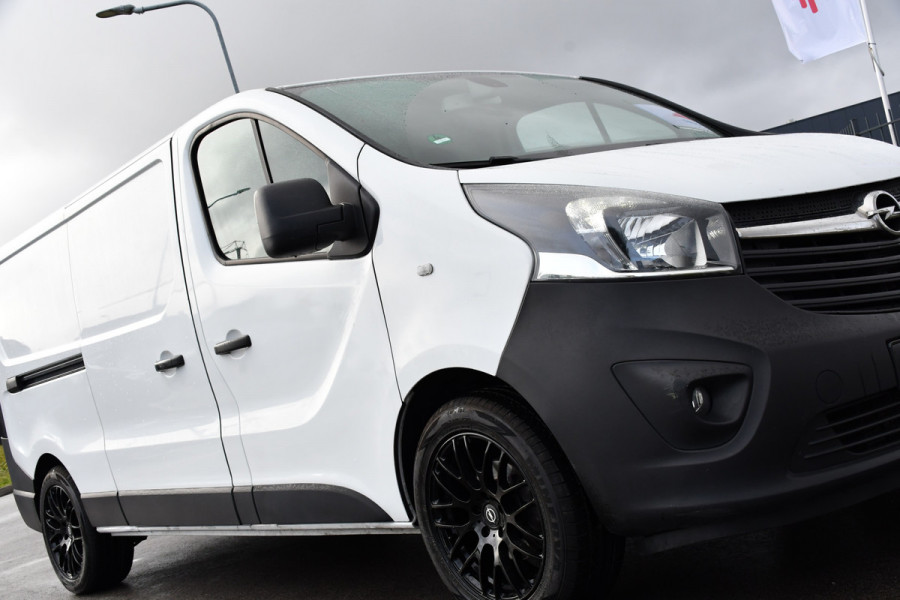 Opel Vivaro 1.6 CDTI L2H1 PB Edition Camera, Cruise, Multimedia, 125pk, Trekhaak, NAVI, Uniek!