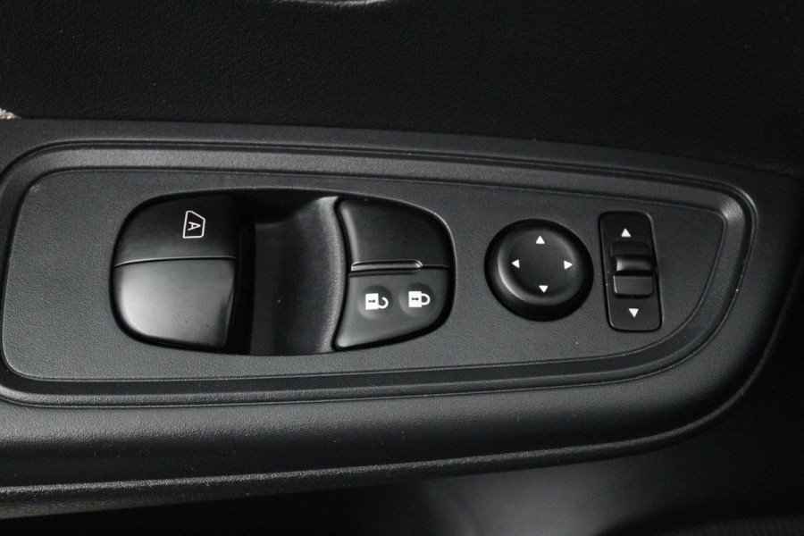 Nissan Micra 1.0L Acenta (PARKEERSENSOREN, ACHTERUITRIJCAMERA, CRUISE CONTROL, NAVIGATIE, BOSE AUDIO, GOED ONDERHOUDEN)