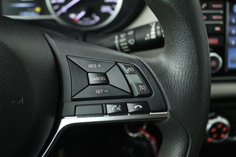 Nissan Micra 1.0L Acenta (PARKEERSENSOREN, ACHTERUITRIJCAMERA, CRUISE CONTROL, NAVIGATIE, BOSE AUDIO, GOED ONDERHOUDEN)