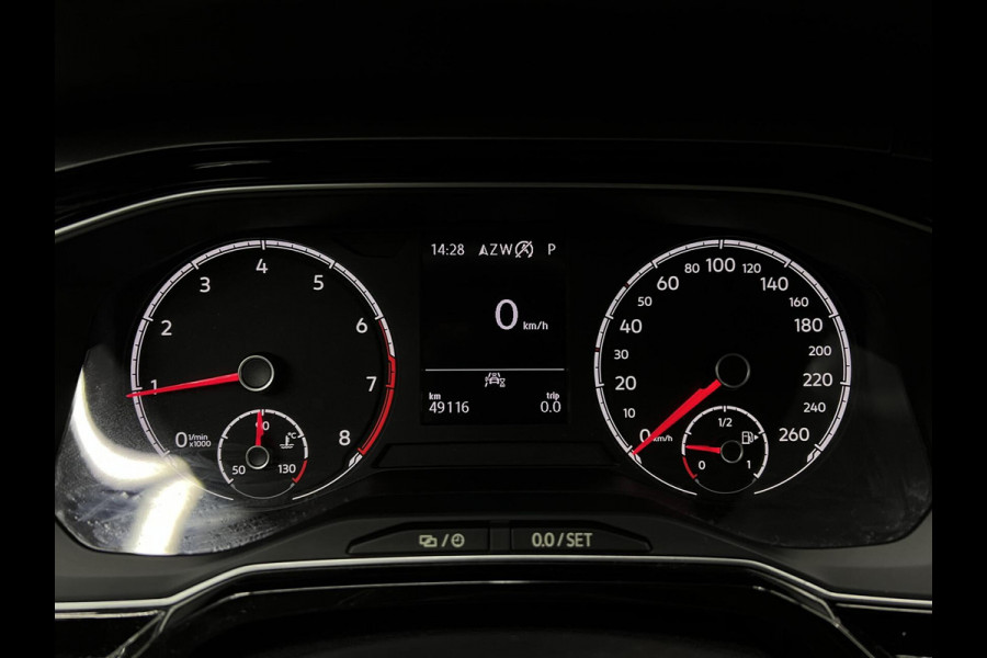 Volkswagen Polo 1.0 TSI Active Carplay | Cruise | Sensoren Volkswagen Polo 1.0 TSI Active Carplay | Cruise | Sensoren