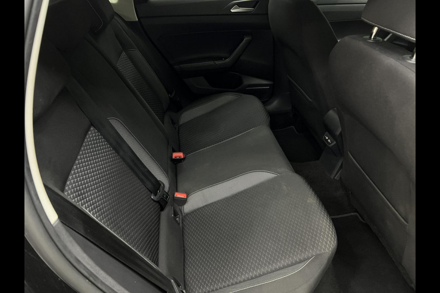Volkswagen Polo 1.0 TSI Active Carplay | Cruise | Sensoren Volkswagen Polo 1.0 TSI Active Carplay | Cruise | Sensoren