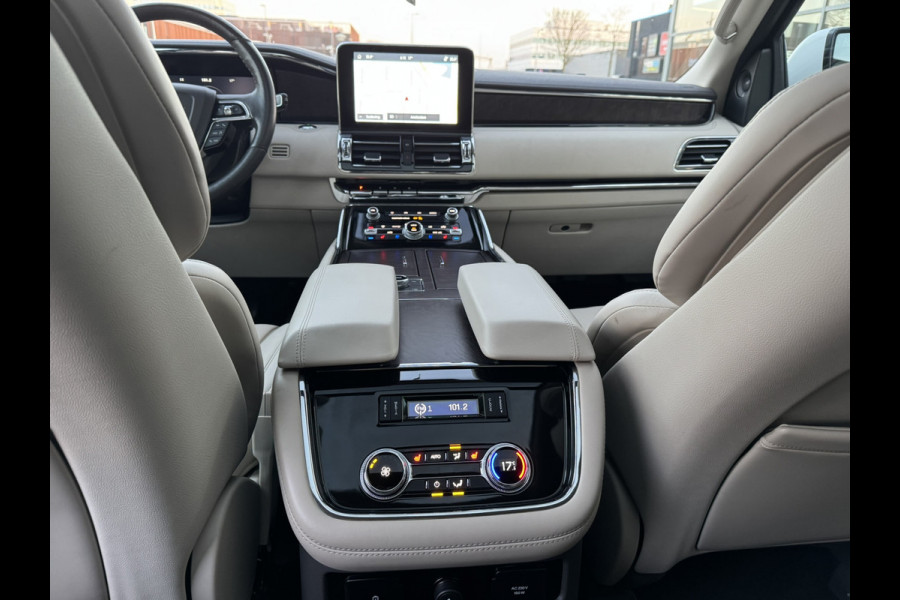 Lincoln Navigator BLACK LABEL FULL SPEC.
