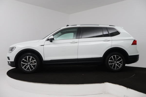 Volkswagen Tiguan Allspace 1.4 TSI Comfortline Business 7p. (PANORAMADAK, TREKHAAK, CAMERA, STOELVERWARMING, DIGITALE COCKPIT)