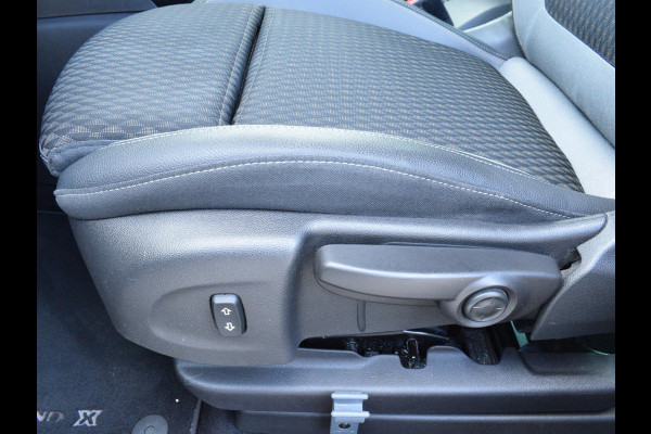 Opel Crossland X 1.2 Turbo Online Edition | navigatie | camera + sensoren | stoel + stuurverwarming | AGR stoelen