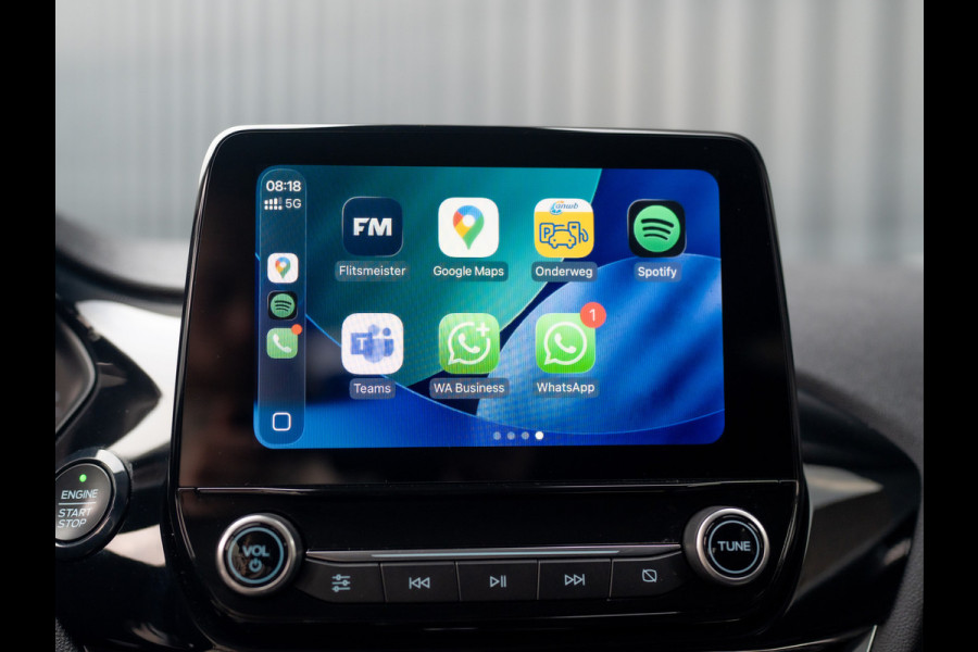 Ford Fiesta 1.0 EcoB. Aut. Titanium | Trekhaak | Stoel & Stuur verw. | Camera | Navi | PDC V&A | Prijs Rijklaar!!