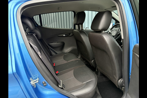 Opel KARL 1.0 Innovation | Apple Carplay/ Android Auto | Parkeersensoren | Lm-velgen | Prijs Rijklaar!!