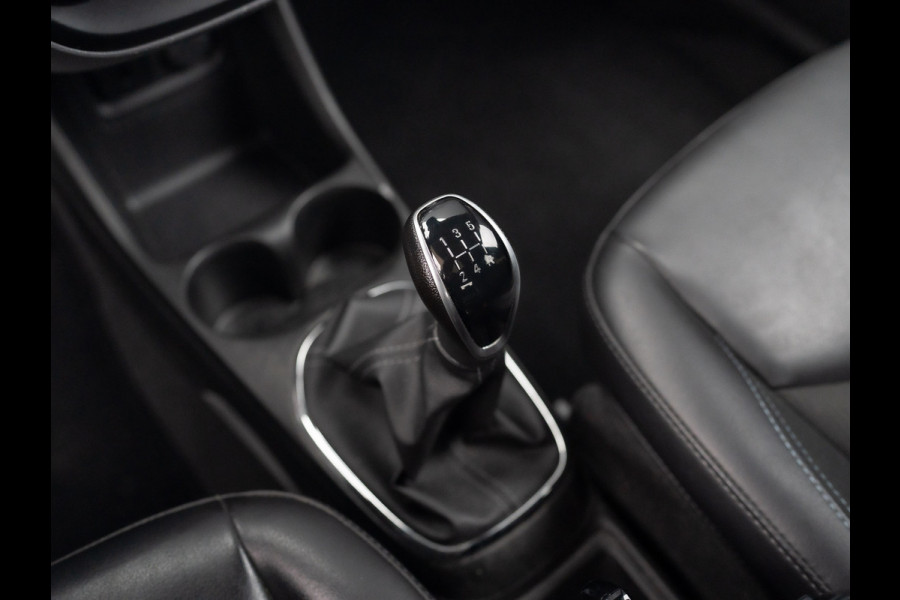 Opel KARL 1.0 Innovation | Apple Carplay/ Android Auto | Parkeersensoren | Lm-velgen | Prijs Rijklaar!!