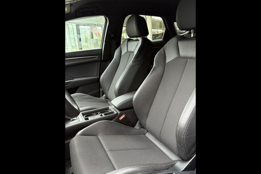 Audi Q3 Sportback 45 TFSI e S Edition| S Line!