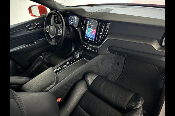 Volvo XC60 2.0 T8 Twin Engine AWD Pano Memory 360° HUD Autopilot Carplay Trekh. Volvo XC60 2.0 T8 Twin Engine AWD Pano Memory 360° HUD Autopilot Carplay Trekh.