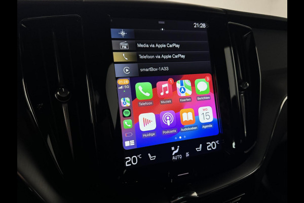 Volvo XC60 2.0 T8 Twin Engine AWD Pano Memory 360° HUD Autopilot Carplay Trekh. Volvo XC60 2.0 T8 Twin Engine AWD Pano Memory 360° HUD Autopilot Carplay Trekh.