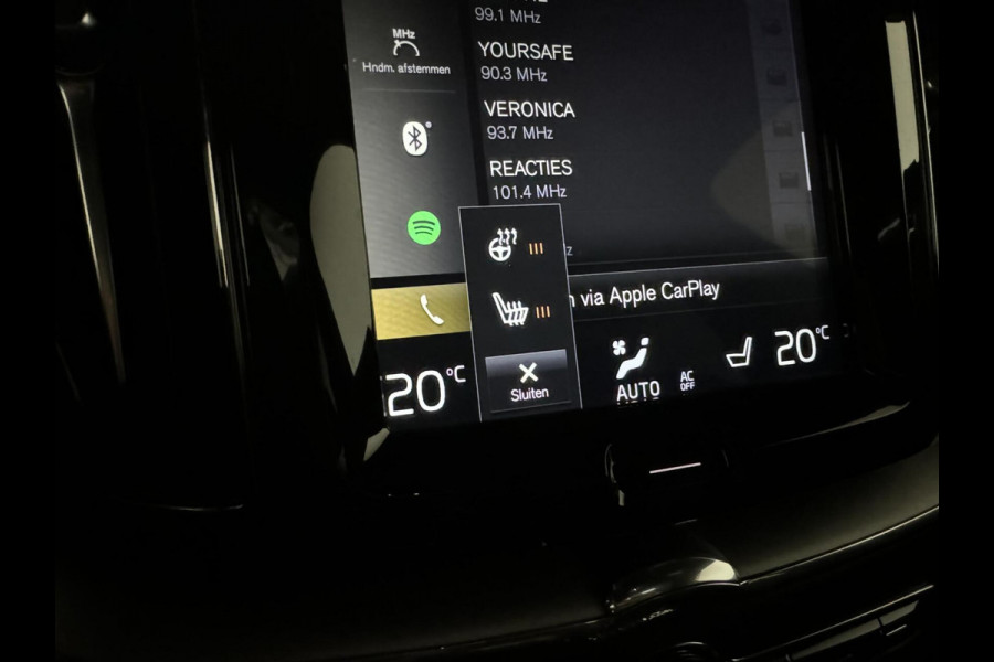 Volvo XC60 2.0 T8 Twin Engine AWD Pano Memory 360° HUD Autopilot Carplay Trekh. Volvo XC60 2.0 T8 Twin Engine AWD Pano Memory 360° HUD Autopilot Carplay Trekh.