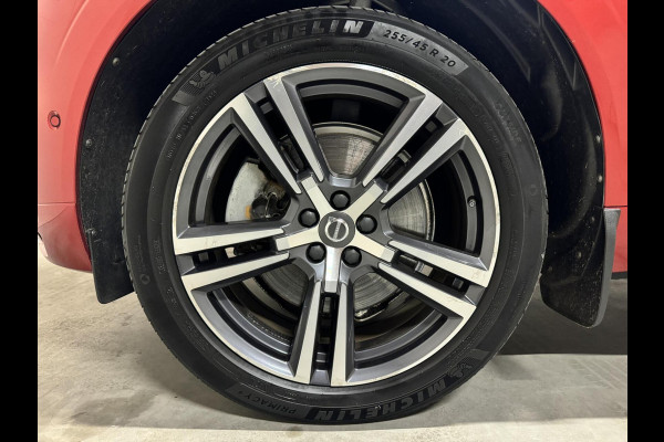 Volvo XC60 2.0 T8 Twin Engine AWD Pano Memory 360° HUD Autopilot Carplay Trekh. Volvo XC60 2.0 T8 Twin Engine AWD Pano Memory 360° HUD Autopilot Carplay Trekh.