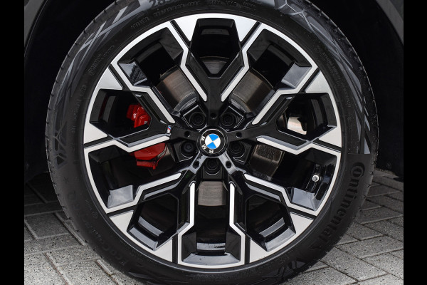 BMW X3 30e xDRIVE | M-SPORT PRO | ADAPTIVE SUSPENSION | PANORAMADAK | DRIVING ASSISTANT PLUS | COMFORT ACCESS | TREKHAAK | ICONIC GLOW