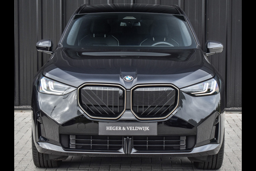 BMW X3 30e xDRIVE | M-SPORT PRO | ADAPTIVE SUSPENSION | PANORAMADAK | DRIVING ASSISTANT PLUS | COMFORT ACCESS | TREKHAAK | ICONIC GLOW
