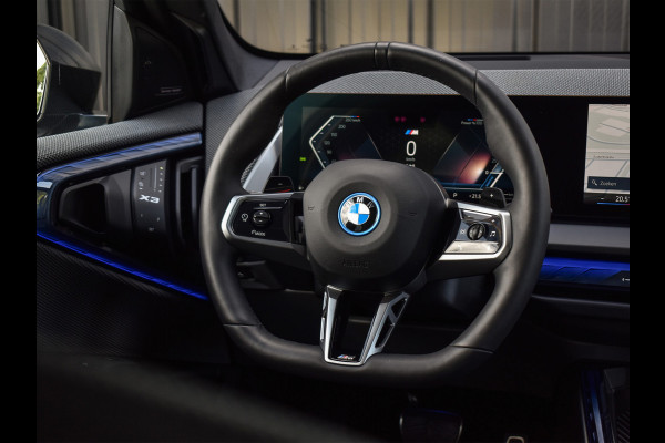 BMW X3 30e xDRIVE | M-SPORT PRO | ADAPTIVE SUSPENSION | PANORAMADAK | DRIVING ASSISTANT PLUS | COMFORT ACCESS | TREKHAAK | ICONIC GLOW