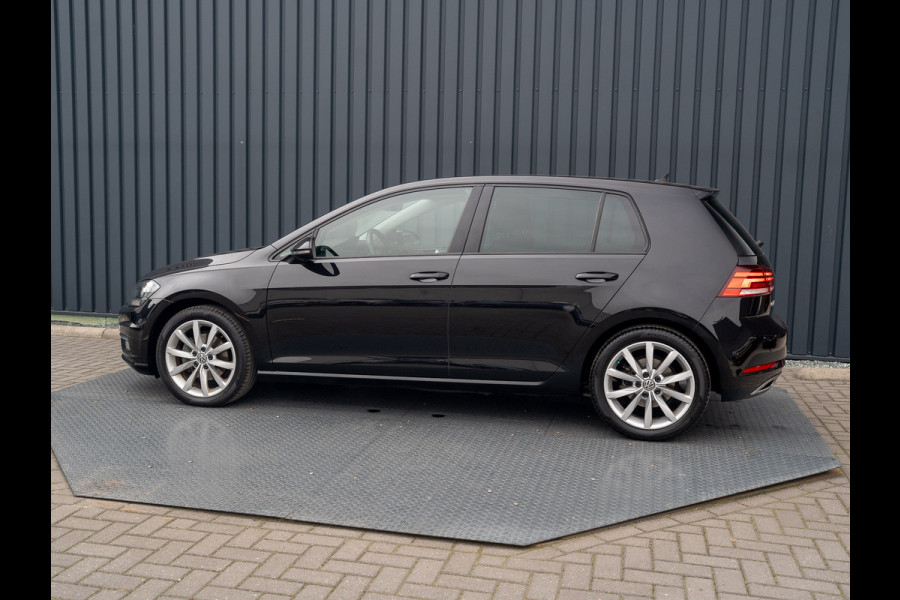Volkswagen Golf 1.5 TSI Highline Business | Groot navi | Virtual Cockpit | Adapt. cr. | Camera | Stoel & Stuur verw. | Prijs Rijklaar!!