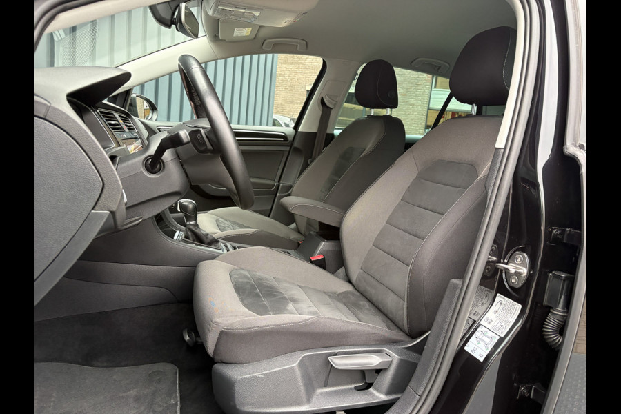 Volkswagen Golf 1.5 TSI Highline Business | Groot navi | Virtual Cockpit | Adapt. cr. | Camera | Stoel & Stuur verw. | Prijs Rijklaar!!