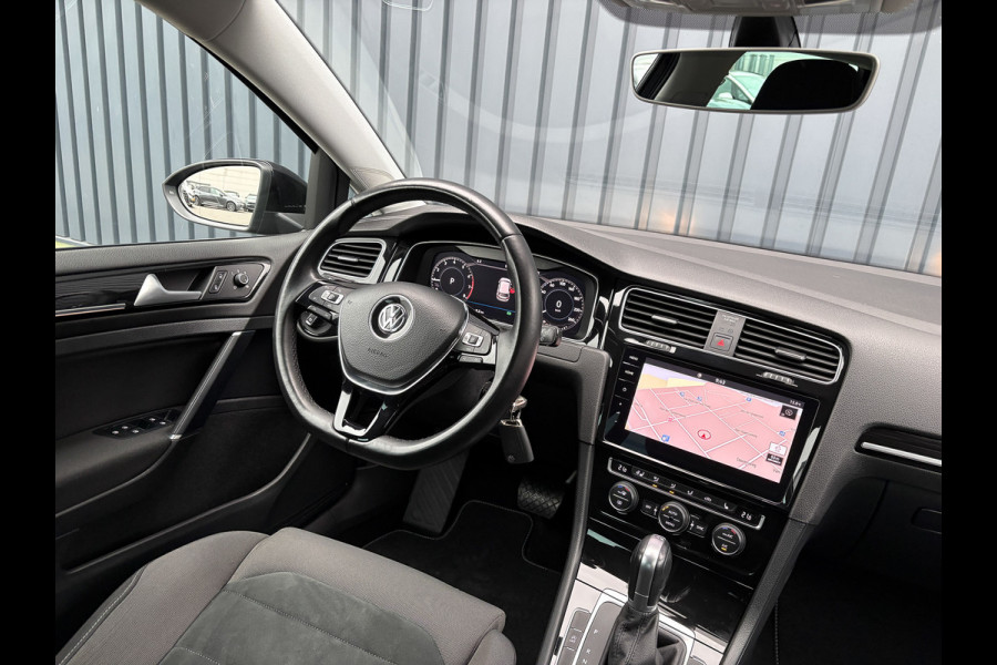 Volkswagen Golf 1.5 TSI Highline Business | Groot navi | Virtual Cockpit | Adapt. cr. | Camera | Stoel & Stuur verw. | Prijs Rijklaar!!