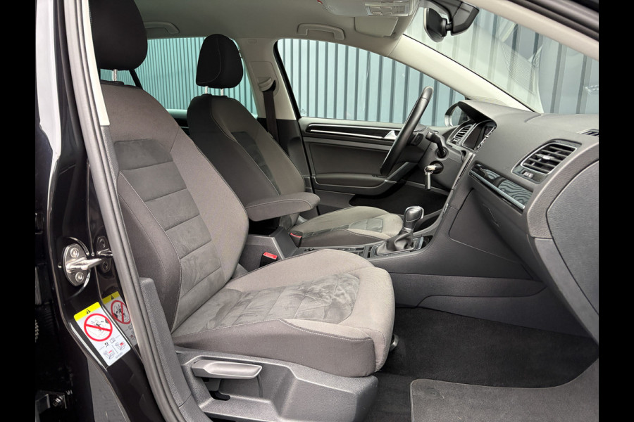 Volkswagen Golf 1.5 TSI Highline Business | Groot navi | Virtual Cockpit | Adapt. cr. | Camera | Stoel & Stuur verw. | Prijs Rijklaar!!