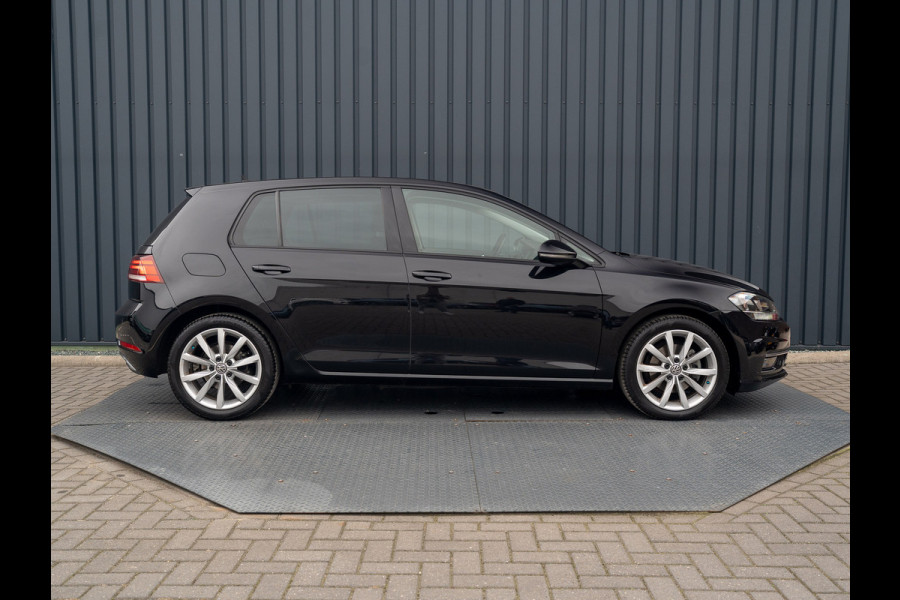Volkswagen Golf 1.5 TSI Highline Business | Groot navi | Virtual Cockpit | Adapt. cr. | Camera | Stoel & Stuur verw. | Prijs Rijklaar!!