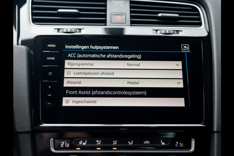 Volkswagen Golf 1.5 TSI Highline Business | Groot navi | Virtual Cockpit | Adapt. cr. | Camera | Stoel & Stuur verw. | Prijs Rijklaar!!