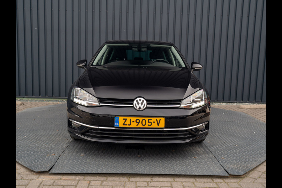 Volkswagen Golf 1.5 TSI Highline Business | Groot navi | Virtual Cockpit | Adapt. cr. | Camera | Stoel & Stuur verw. | Prijs Rijklaar!!