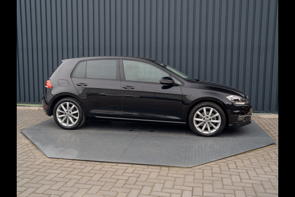 Volkswagen Golf 1.5 TSI Highline Business | Groot navi | Virtual Cockpit | Adapt. cr. | Camera | Stoel & Stuur verw. | Prijs Rijklaar!!