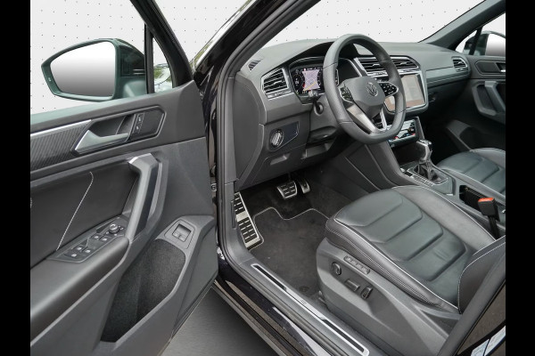 Volkswagen Tiguan 1.4 TSI eHybrid R-Line ** IQ LIGHT, VIRTUAL, LEDER, TREKH, 20-inch LMV, ACC, WINTER ** 1e EIG - Slechts 64.250km. ** ** INFORMEER OOK NAAR ONZE AANTREKKELIJKE FINANCIAL-LEASE TARIEVEN **