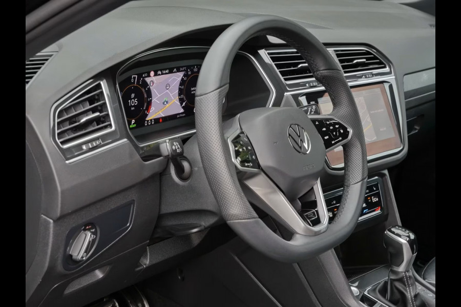 Volkswagen Tiguan 1.4 TSI eHybrid R-Line ** IQ LIGHT, VIRTUAL, LEDER, TREKH, 20-inch LMV, ACC, WINTER ** 1e EIG - Slechts 64.250km. ** ** INFORMEER OOK NAAR ONZE AANTREKKELIJKE FINANCIAL-LEASE TARIEVEN **