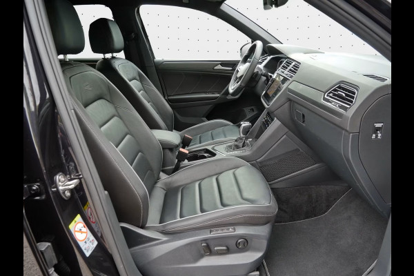 Volkswagen Tiguan 1.4 TSI eHybrid R-Line ** IQ LIGHT, VIRTUAL, LEDER, TREKH, 20-inch LMV, ACC, WINTER ** 1e EIG - Slechts 64.250km. ** ** INFORMEER OOK NAAR ONZE AANTREKKELIJKE FINANCIAL-LEASE TARIEVEN **