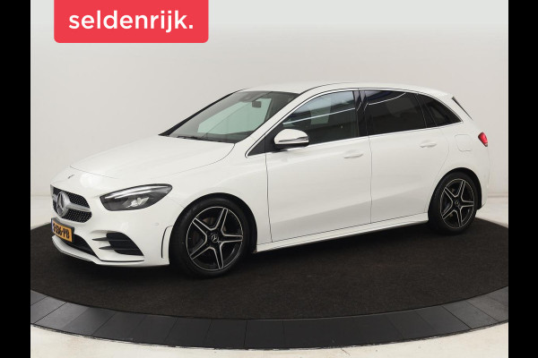 Mercedes-Benz B-Klasse 200 Business Solution AMG | Half Leder/Alcantara | Stoelverwarming | Sfeerverlichting | Camera | Navigatie