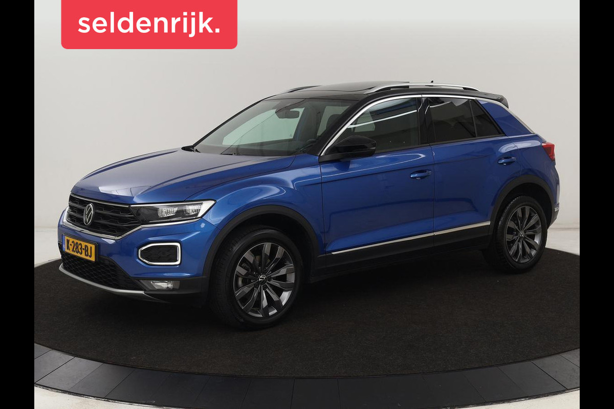 Volkswagen T-Roc 1.5 TSI Sport | Panoramadak | Carplay | Adaptive cruise | Camera | Afneembare Trekhaak | Navigatie | Active Info Display Volkswagen T-Roc 1.5 TSI Sport | Panoramadak | Carplay | Adaptive cruise | Camera | Afneembare Trekhaak | Navigatie | Active Info Display