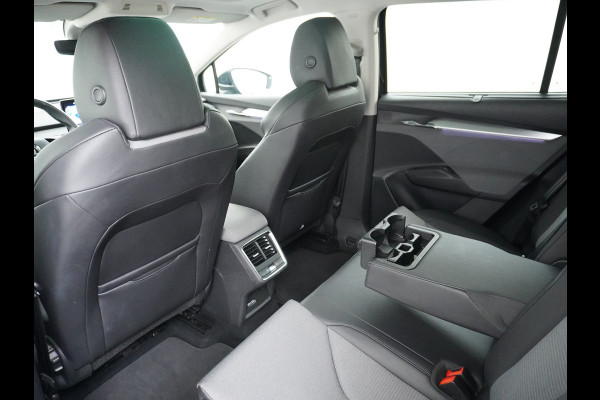 Škoda ENYAQ iV 80 Adaptive Cr. Pano-dak 360° Matrix-Led PDC-a+v Camera Apple Carplay Android Auto Navi Ecc Keyless Stuur+Stoelverwarming+1/2 Le Assistentie Pakket Climate-pakket Comfort-pakket E-call Keyless Licht-pakket Led Matrix 1e Eig.Orig.Nederlandse Auto Grootste Accupakket 11kw thuisladen SOH 92% ruim 55.000 nieuw