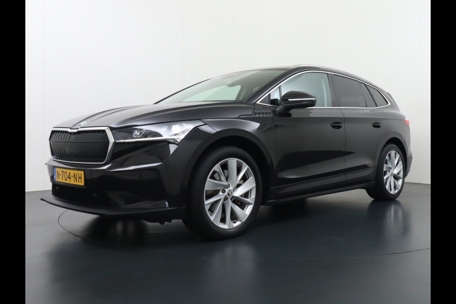 Škoda ENYAQ iV 80 Adaptive Cr. Pano-dak 360° Matrix-Led PDC-a+v Camera Apple Carplay Android Auto Navi Ecc Keyless Stuur+Stoelverwarming+1/2 Le Assistentie Pakket Climate-pakket Comfort-pakket E-call Keyless Licht-pakket Led Matrix 1e Eig.Orig.Nederlandse Auto Grootste Accupakket 11kw thuisladen SOH 92% ruim 55.000 nieuw