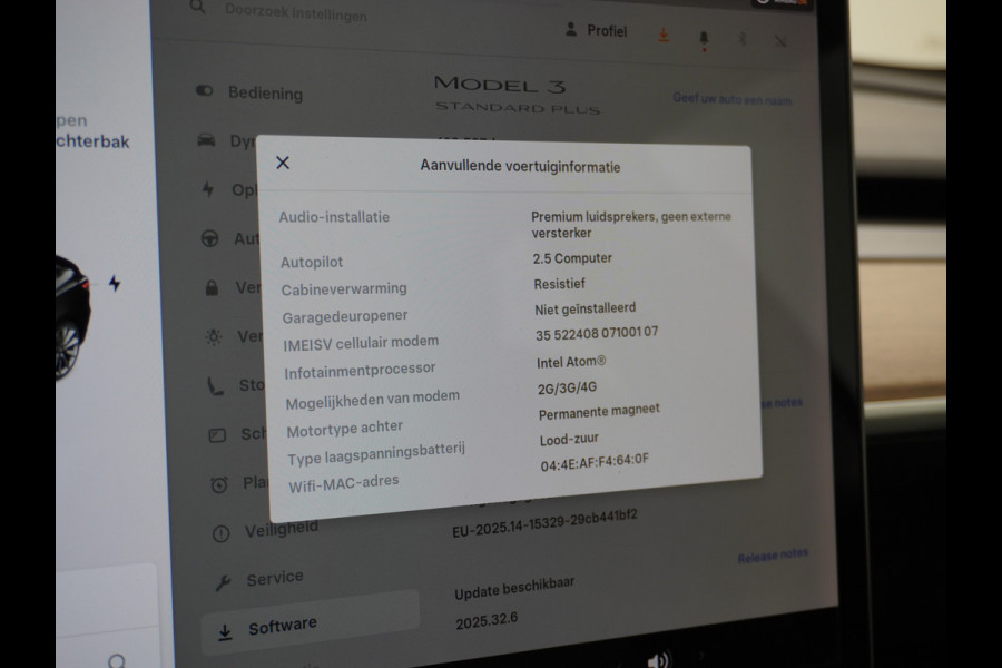Tesla Model 3 RWD SR+ 60kWh 325PK 19"Lmv  AutoPilot Leder PanoDak Adaptive-Cruise Lmv Camera's Elektr.-Stuur+Stoelen+Spiegels+Geheugen+Easy-En Navi LED Comfortstoelen ACC DAB Voorverwarmen interieur via App Keyless via Telefoonsleutel One-Pedal-Drive 1e Eigenaar Origineel Nederlandse auto tot 11kw laden thuis! 1.584kg licht!