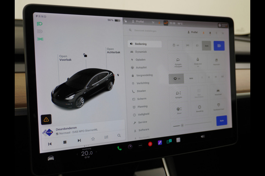 Tesla Model 3 RWD SR+ 60kWh 325PK 19"Lmv  AutoPilot Leder PanoDak Adaptive-Cruise Lmv Camera's Elektr.-Stuur+Stoelen+Spiegels+Geheugen+Easy-En Navi LED Comfortstoelen ACC DAB Voorverwarmen interieur via App Keyless via Telefoonsleutel One-Pedal-Drive 1e Eigenaar Origineel Nederlandse auto tot 11kw laden thuis! 1.584kg licht!