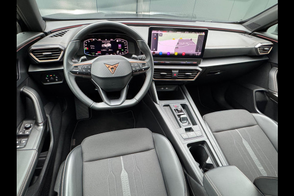 CUPRA Formentor 1.4 e-Hybrid 204pk * Trekhaak * Stoelverwarming * Carplay * Side Assist * CUPRA Formentor 1.4 e-Hybrid 204pk * Trekhaak * Stoelverwarming * Carplay * Side Assist *