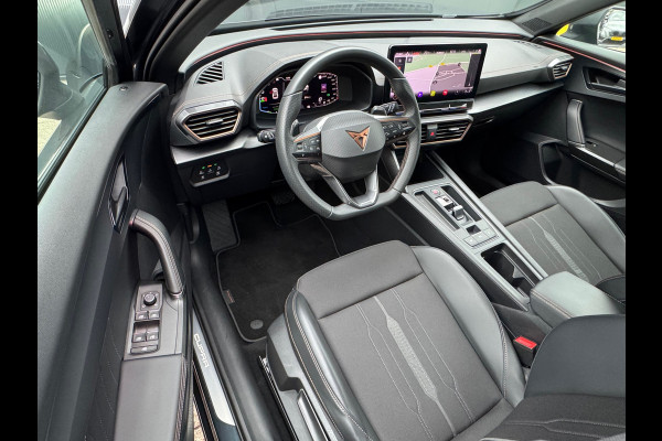 CUPRA Formentor 1.4 e-Hybrid 204pk * Trekhaak * Stoelverwarming * Carplay * Side Assist * CUPRA Formentor 1.4 e-Hybrid 204pk * Trekhaak * Stoelverwarming * Carplay * Side Assist *